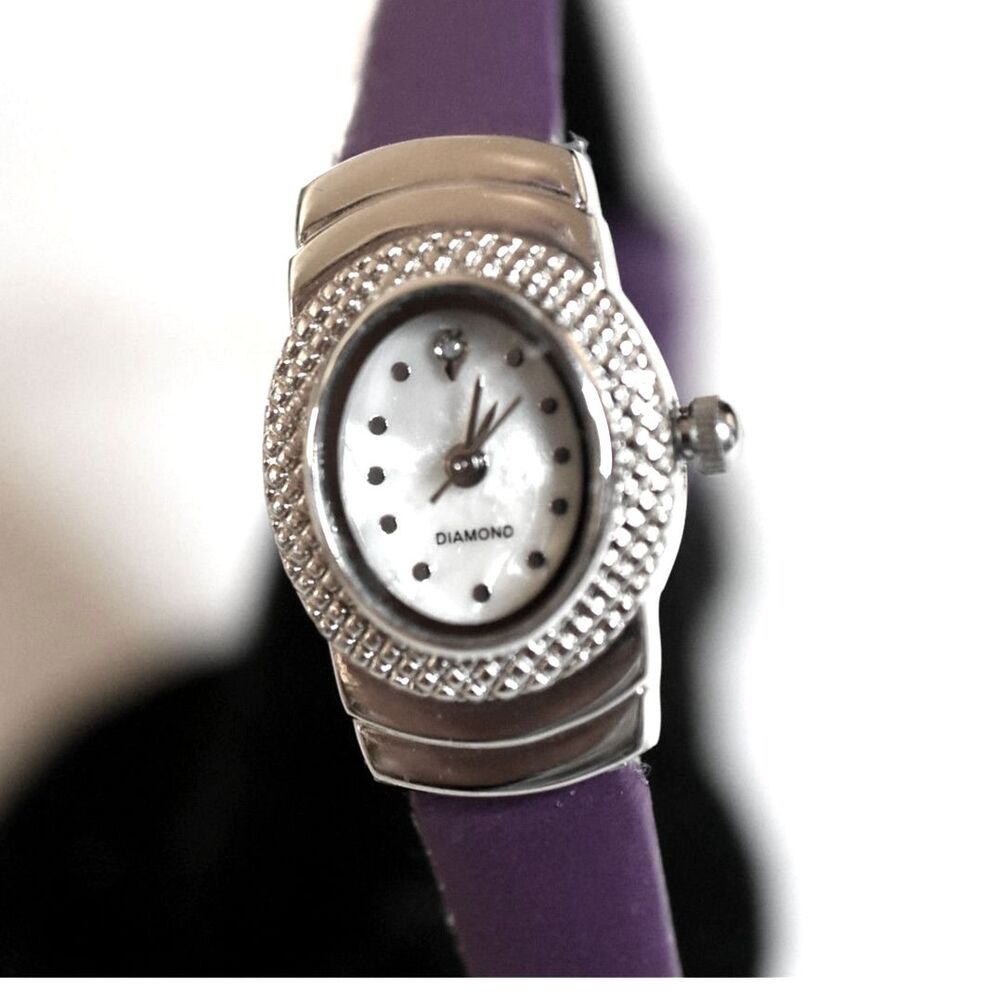 Avon Diamond Accent Mother of Pearl Face Purple Leather Band New Battery Watch